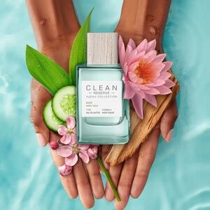 Clean Reserve h2eau “water lotus” (alcohol free)